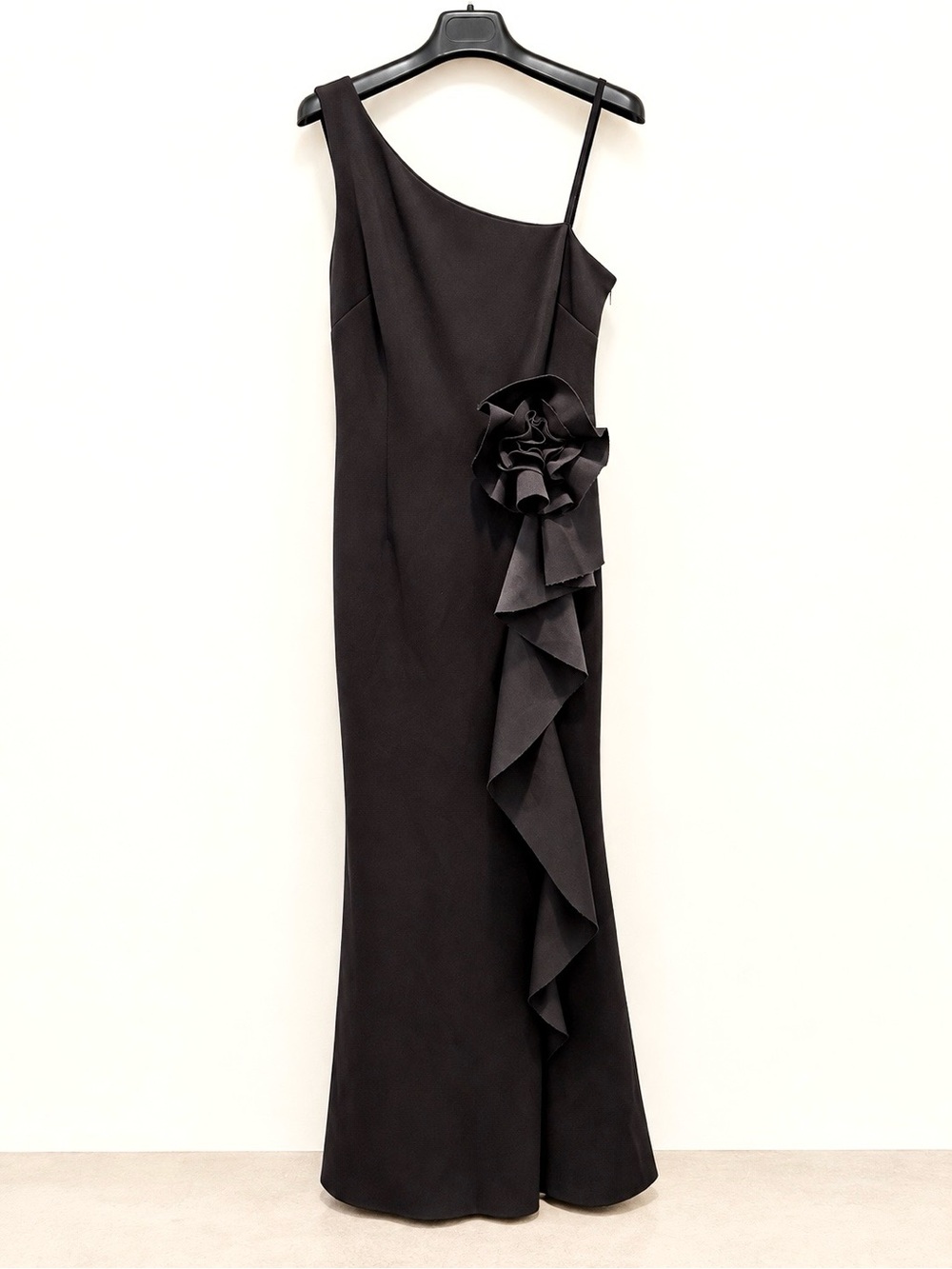 NWT-Jessica Howard-Elegant One-Shoulder Black Evening Dress-Size 10